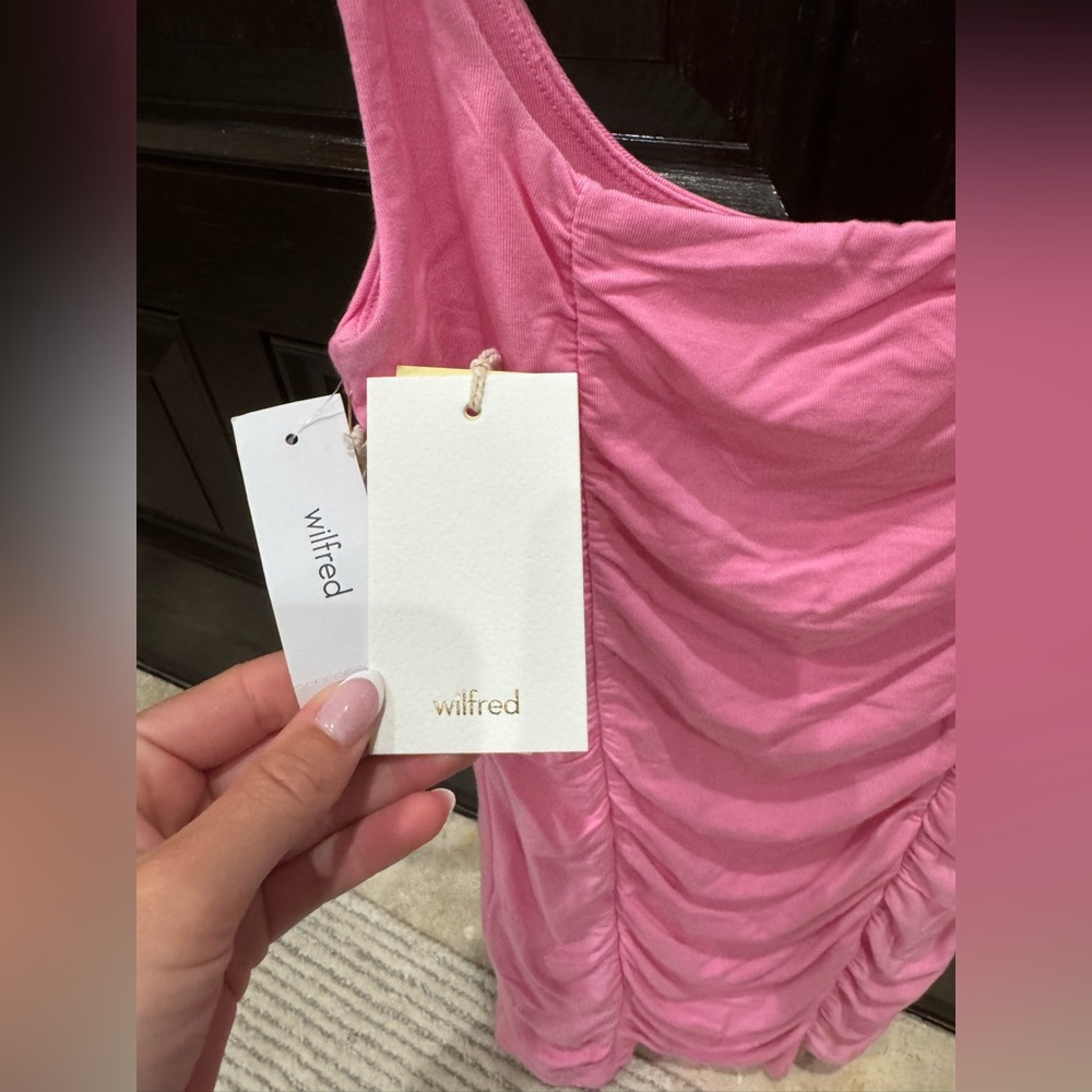 NEW WITH TAGS- Bought from Aritzia, Wilfred brand, pink bodycon dress!